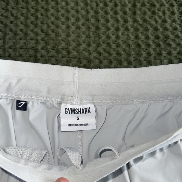 Gymshark studio joggers - Picture 3 of 3